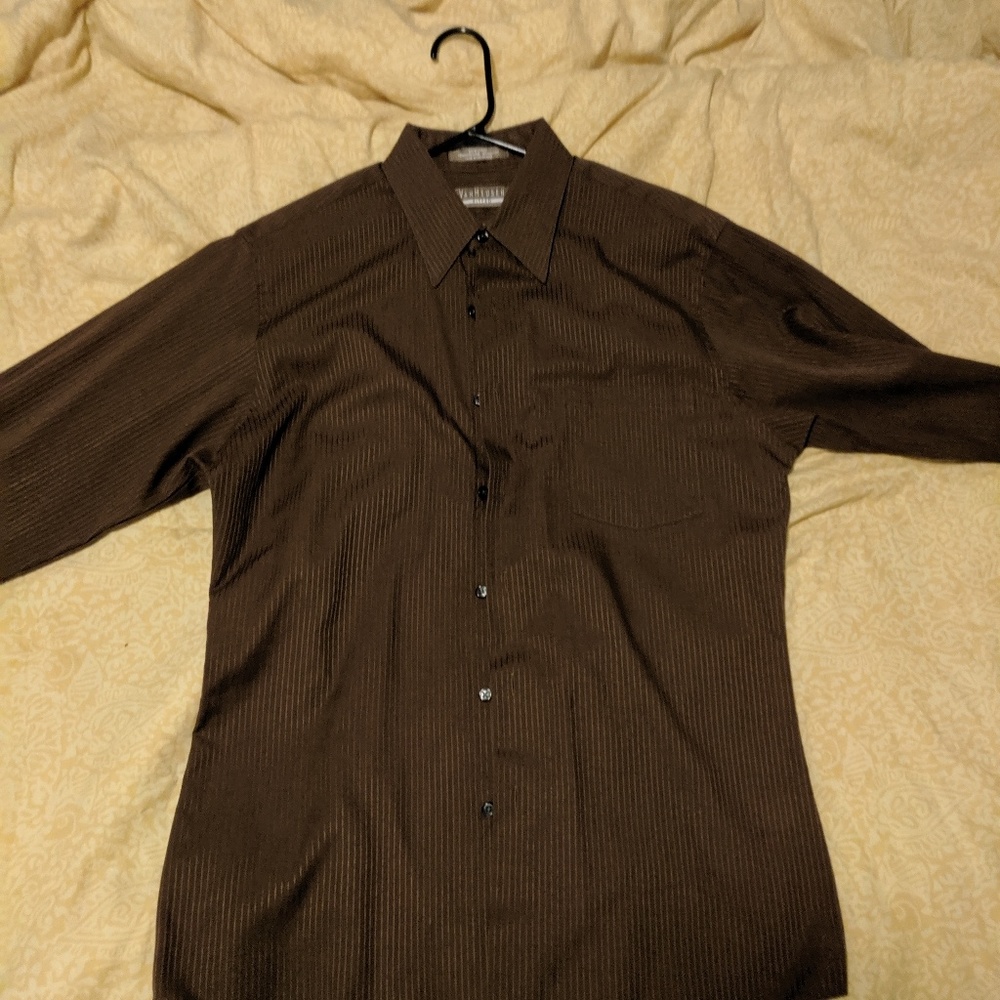 Brown fitted dress shirt